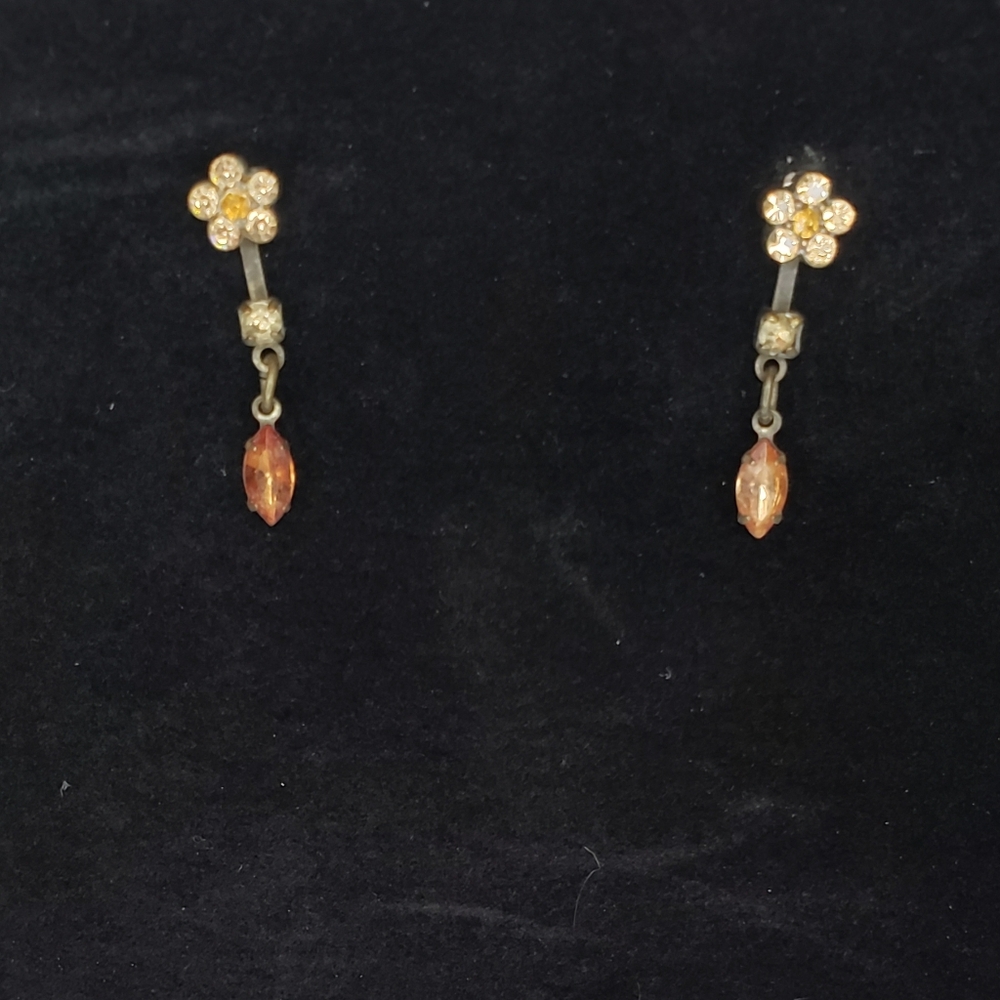 Flower Rhinestone Earrings - Picture 5 of 6